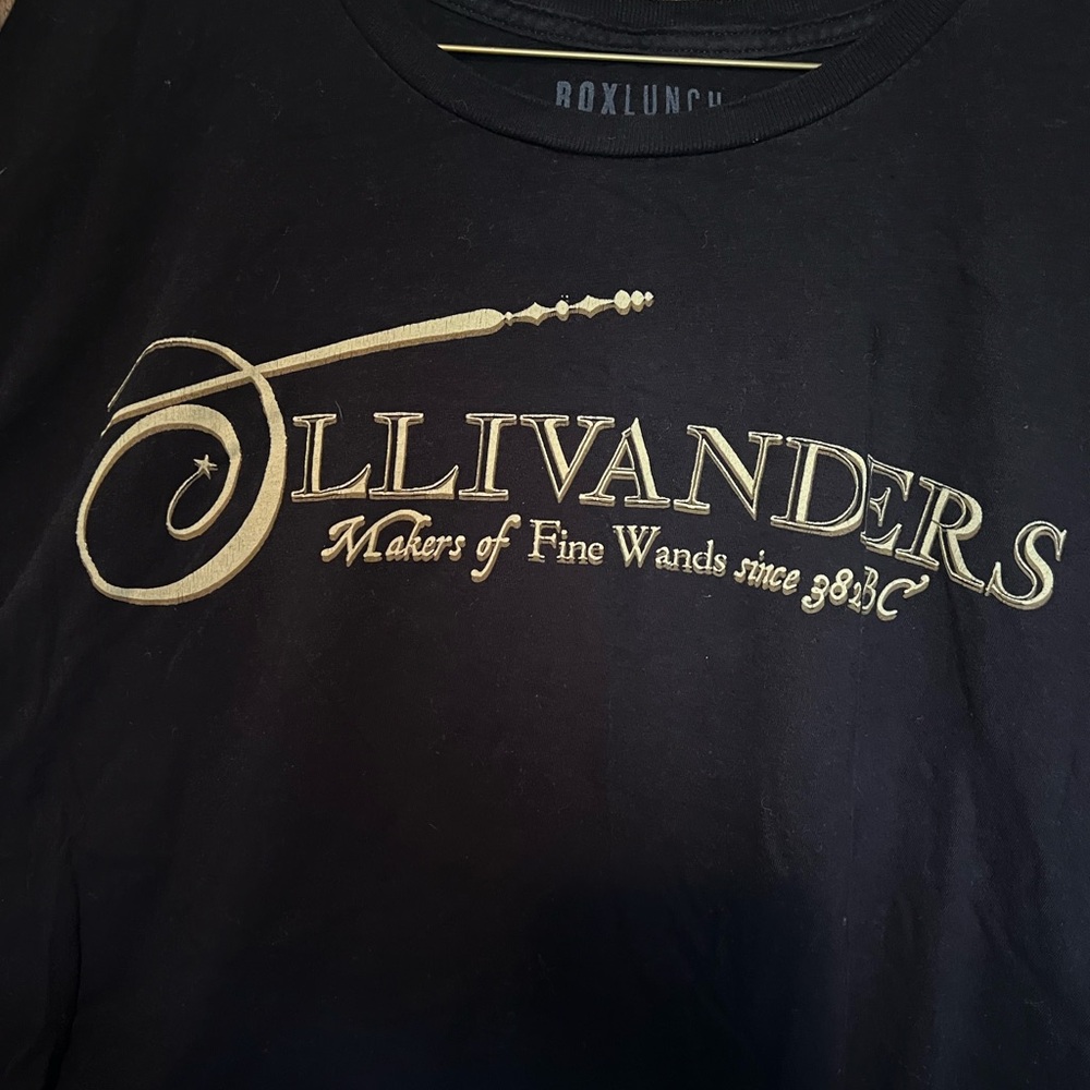 Harry Potter Olivanders Wand Shop XXL tshirt - Picture 2 of 4
